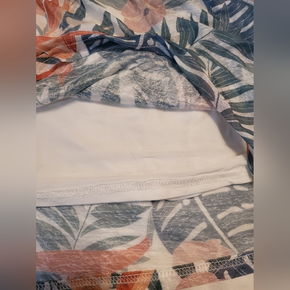 La Maison par Molly Bracken, shorts, size Medium - Picture 10 of 13